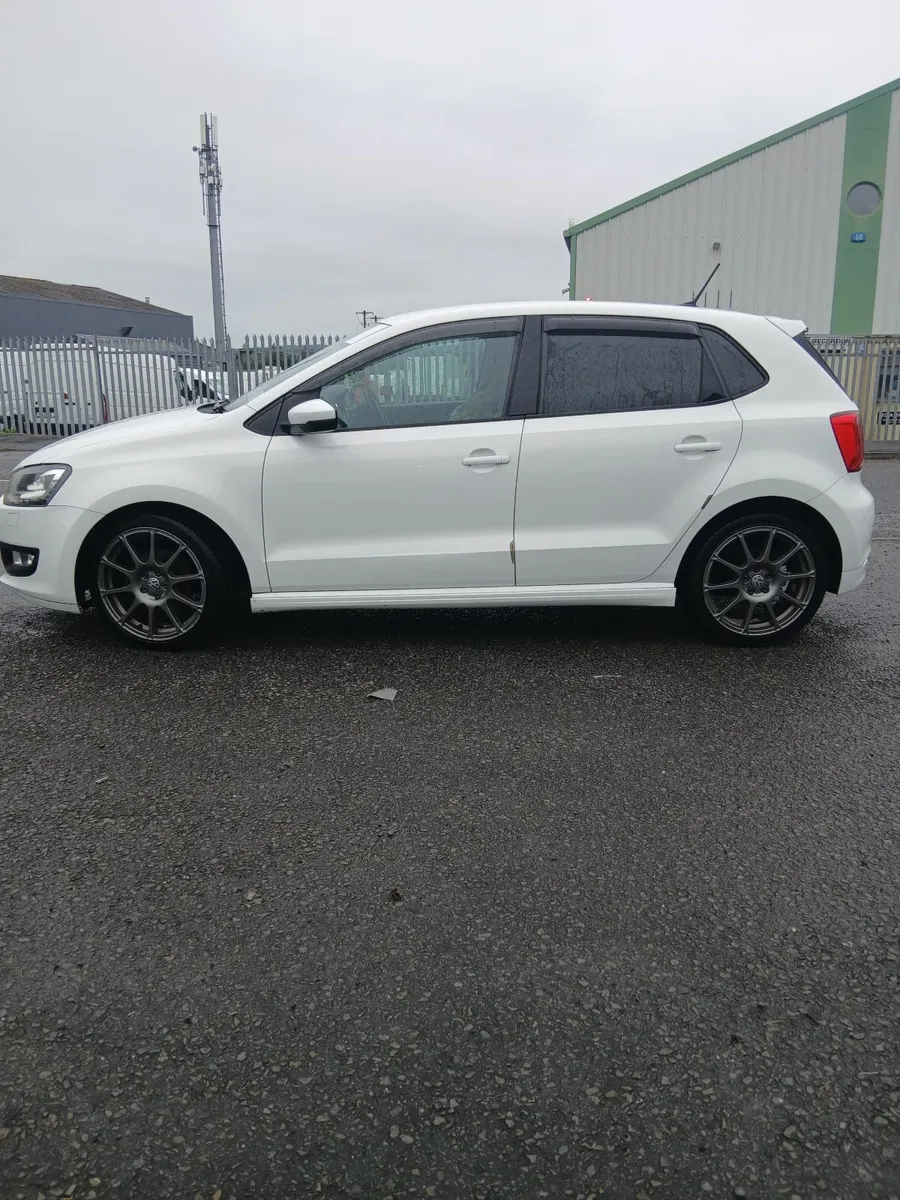 Volkswagen Polo 2016 low mileage automatic - Image 1
