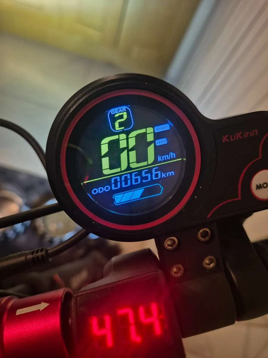 Electric scooter - Image 2