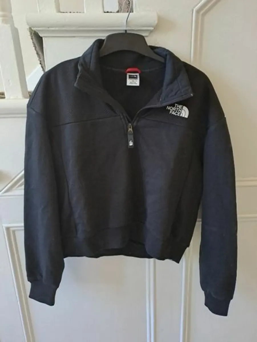 North Face black top size S - Image 1