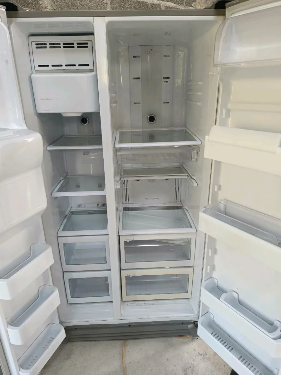 American fridge - Image 2