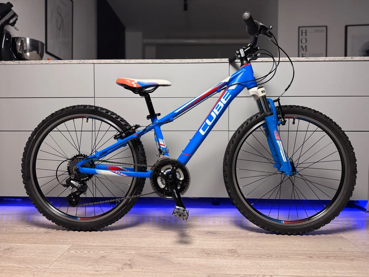 CUBE Race Junior Bike 24 inch - Image 1