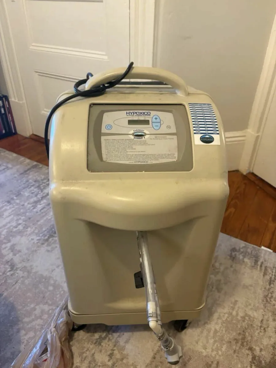 Hypoxico Altitude Generator and Tent - Image 3