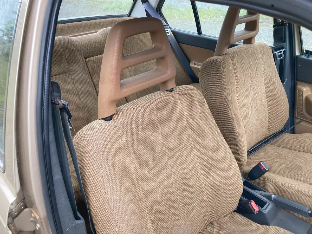 1984 Volvo 345GL Saloon - Image 4