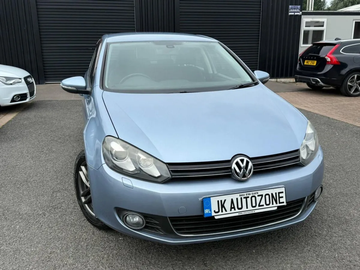Volkswagen Golf 1.4tsi Comfort Line Auto - Image 1