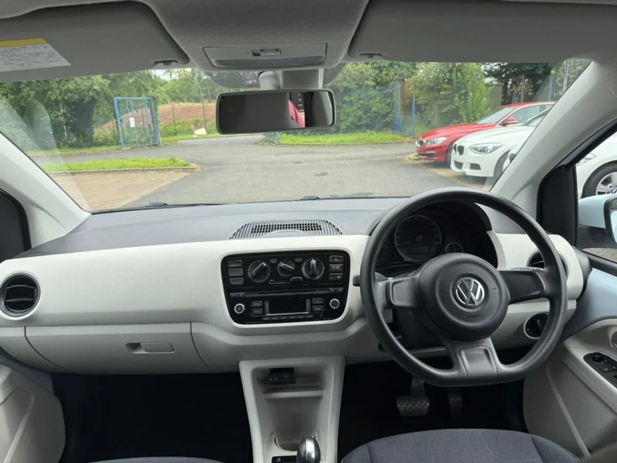 Volkswagen Up! 1.0 Move UP  Auto - Image 3