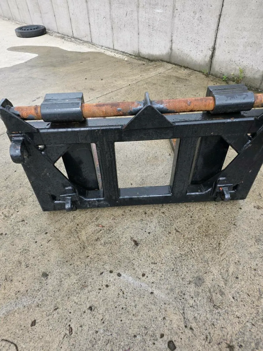 Pallet forks - Image 1