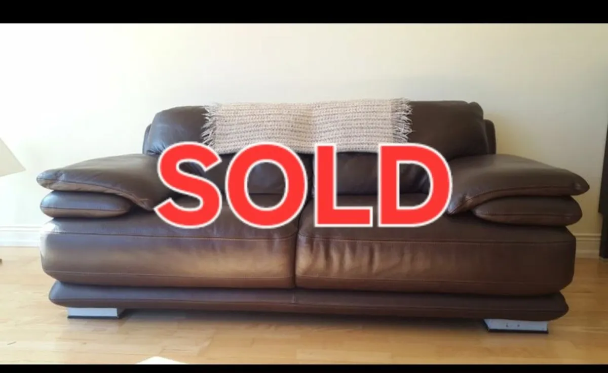 Lacey Leather 2.5 Seater Sofa