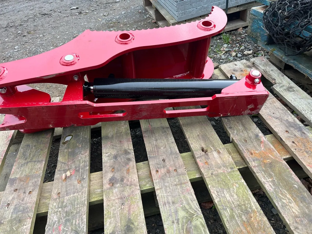 New hydraulic thumb to fit  2.5 to 3.8 ton - Image 4