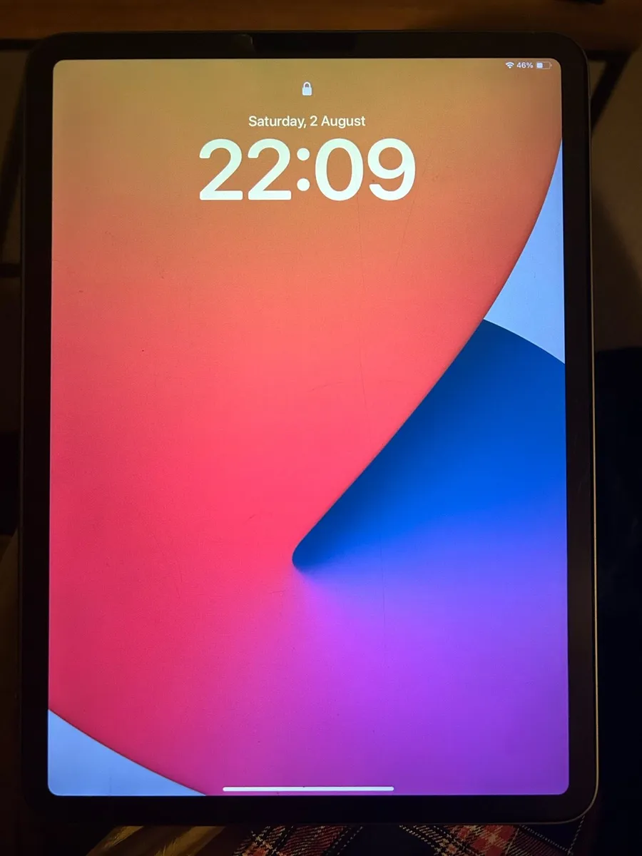 EXCELLENT Condition iPad Pro 11inch 2nd generation - Image 1