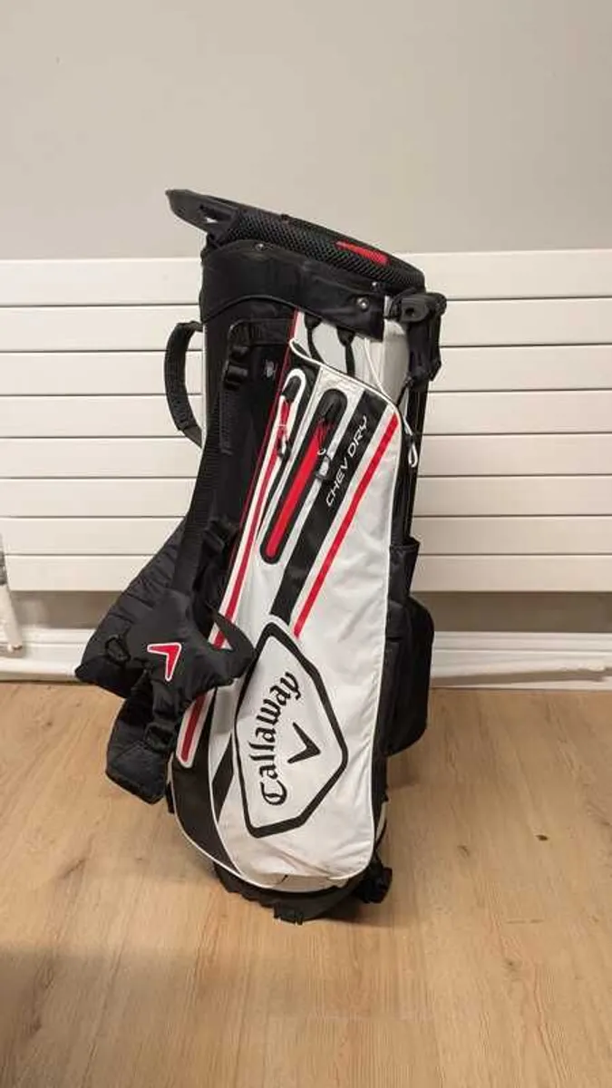 Callaway Chev Dry Golf Bag - Image 1