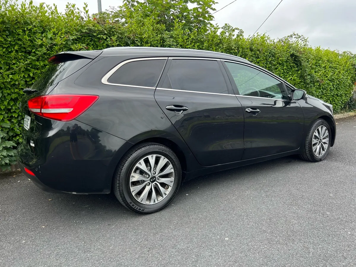 2018 Kia Ceed Sportswagon Van//Car - Image 3