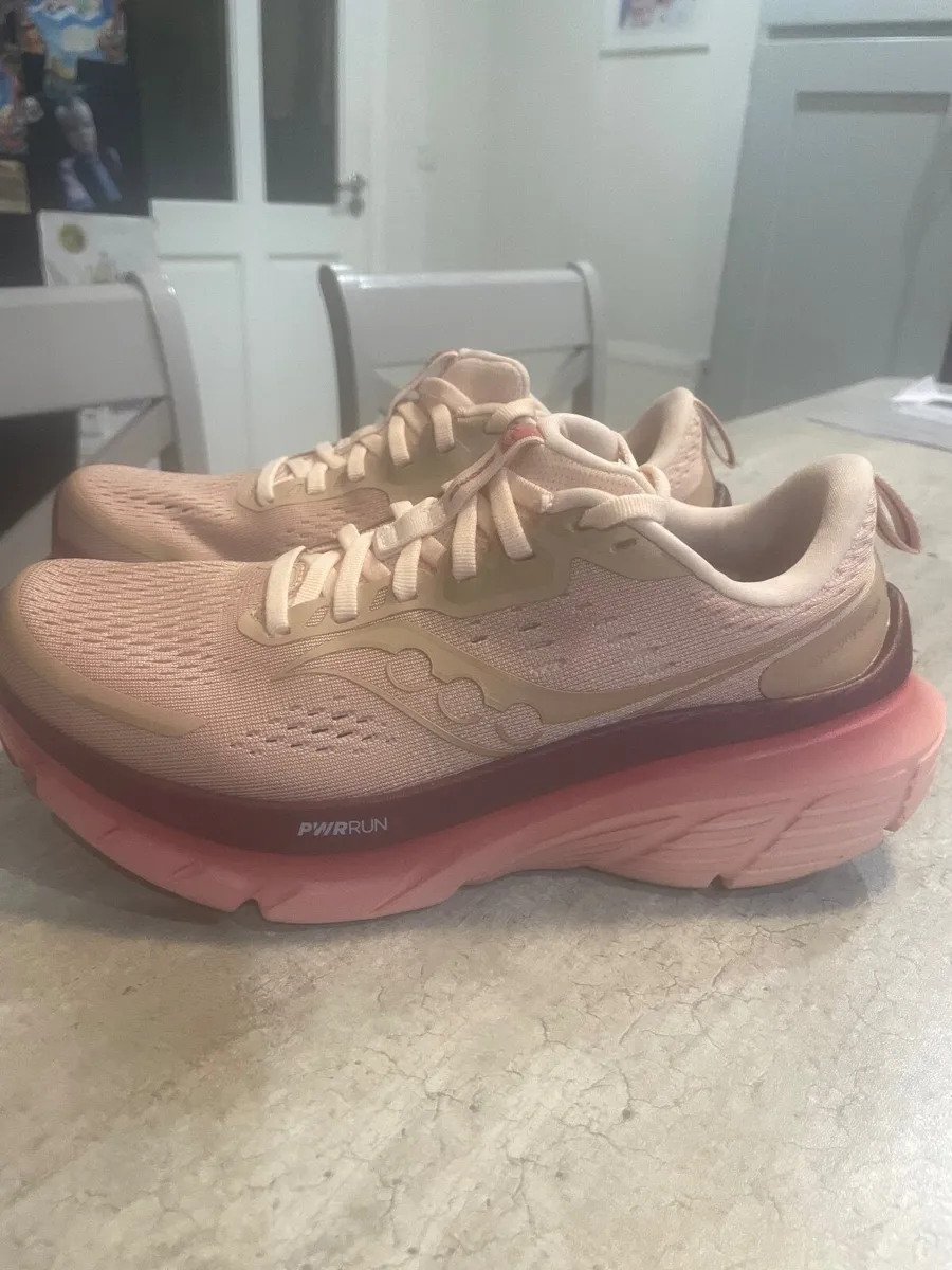 Saucony 18 runners - Brand new - Image 3