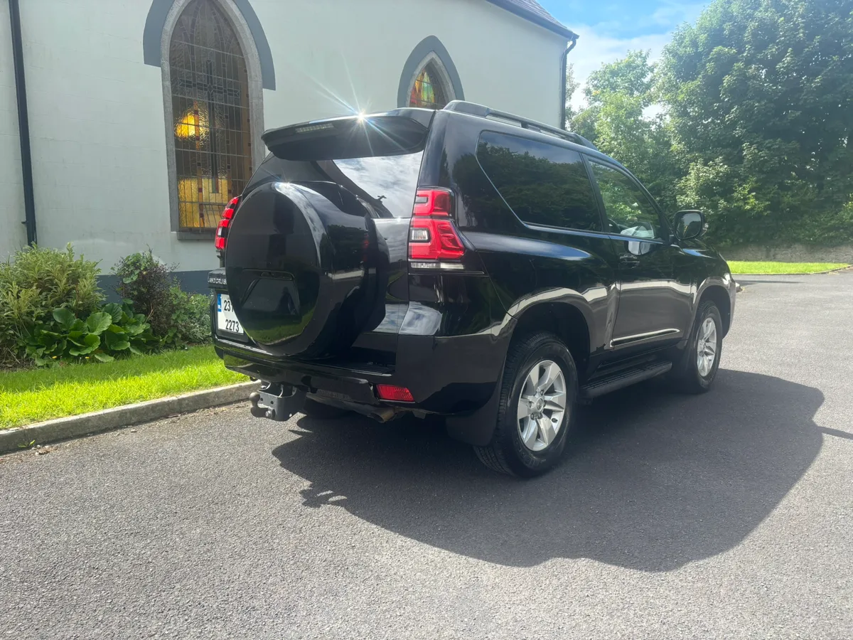 Toyota Landcruiser 2023 - Image 4