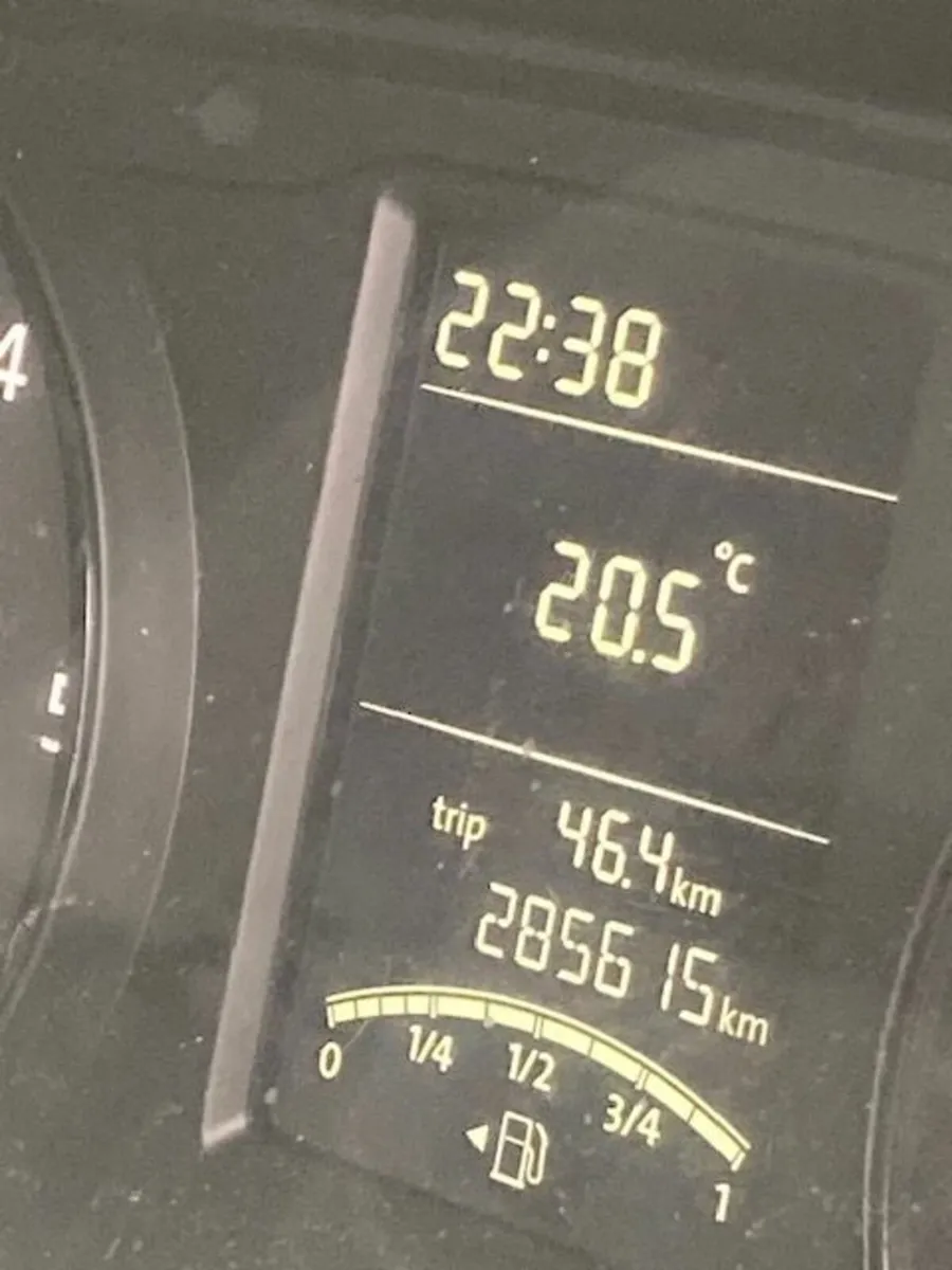 Volkswagen Transporter 2017 - Image 3