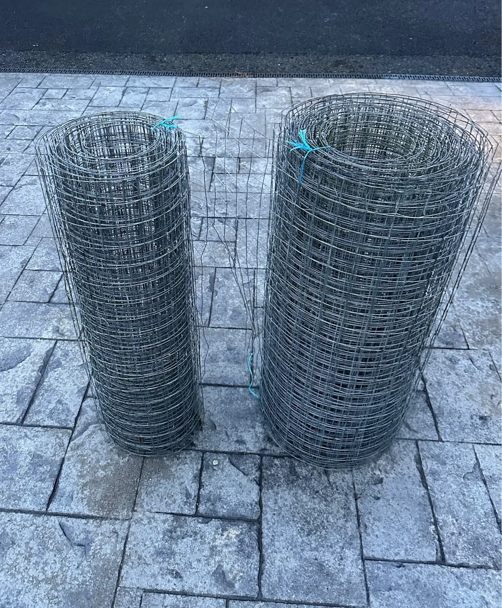 Welded Mesh Chicken Wire Fence - Image 1