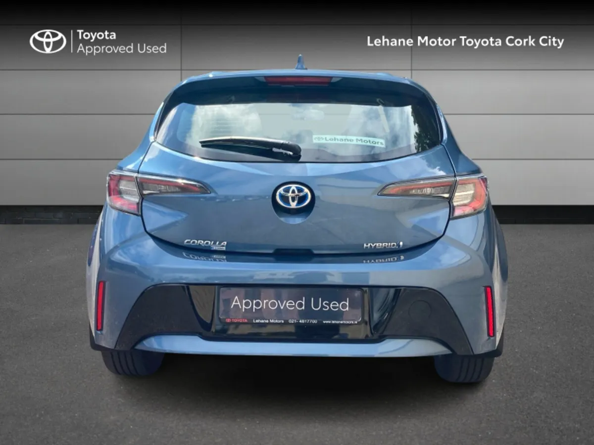Toyota Corolla LUNA H/B 4DR AUTO HYBRID - Image 4
