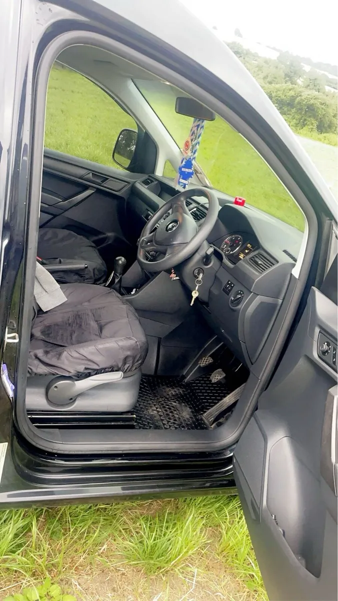 Vw caddy - Image 4