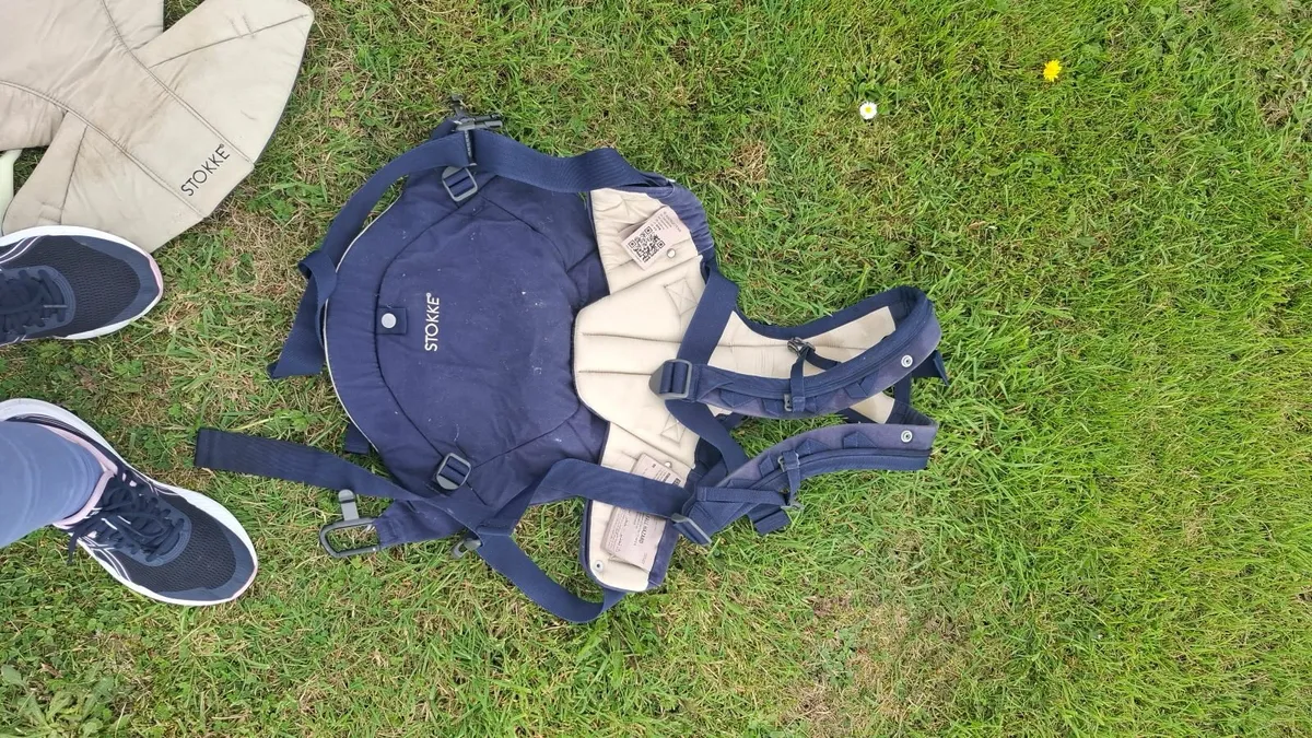 Stokke 3 in 1 baby carrier - Image 2