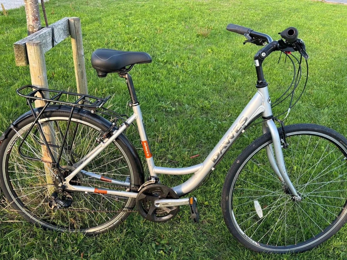 Unisex bicycle for sale need gone as moving out. - Image 1