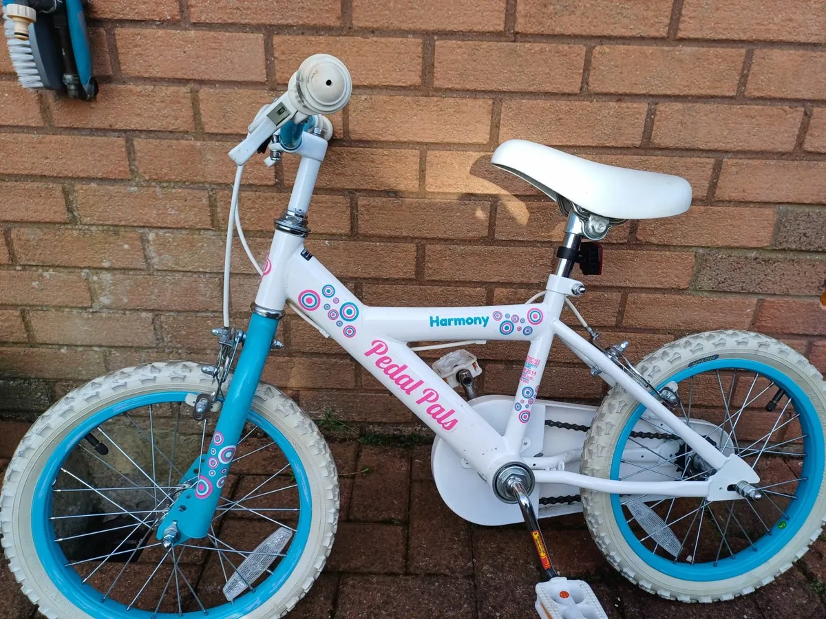 Toy - Image 2