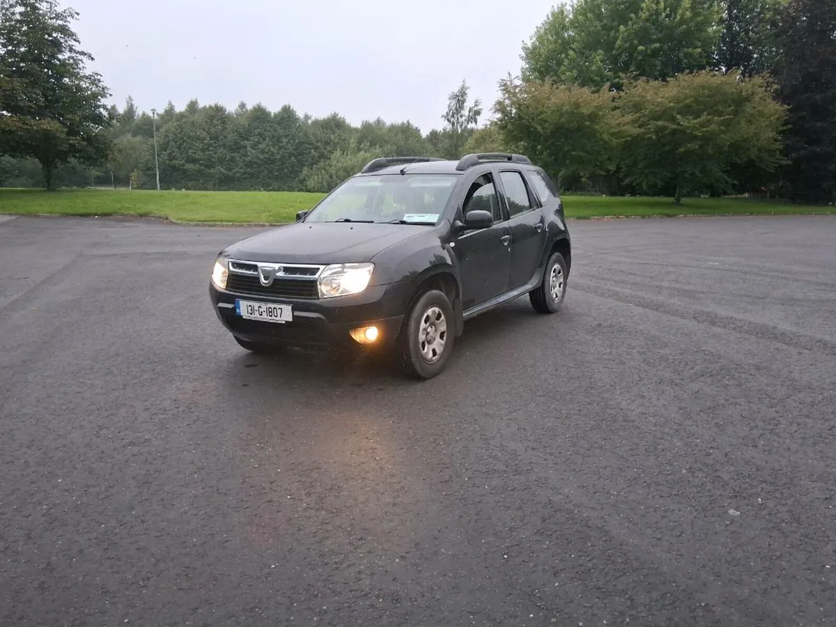 2013 dacia duster nct tax Immaculate condition! - Image 3