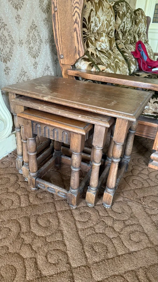 Vintage nest of 3 tables - Image 1