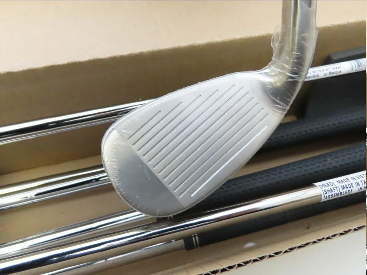 New TaylorMade Stealth HD Iron Set 5-PW,AW KBS Max - Image 2