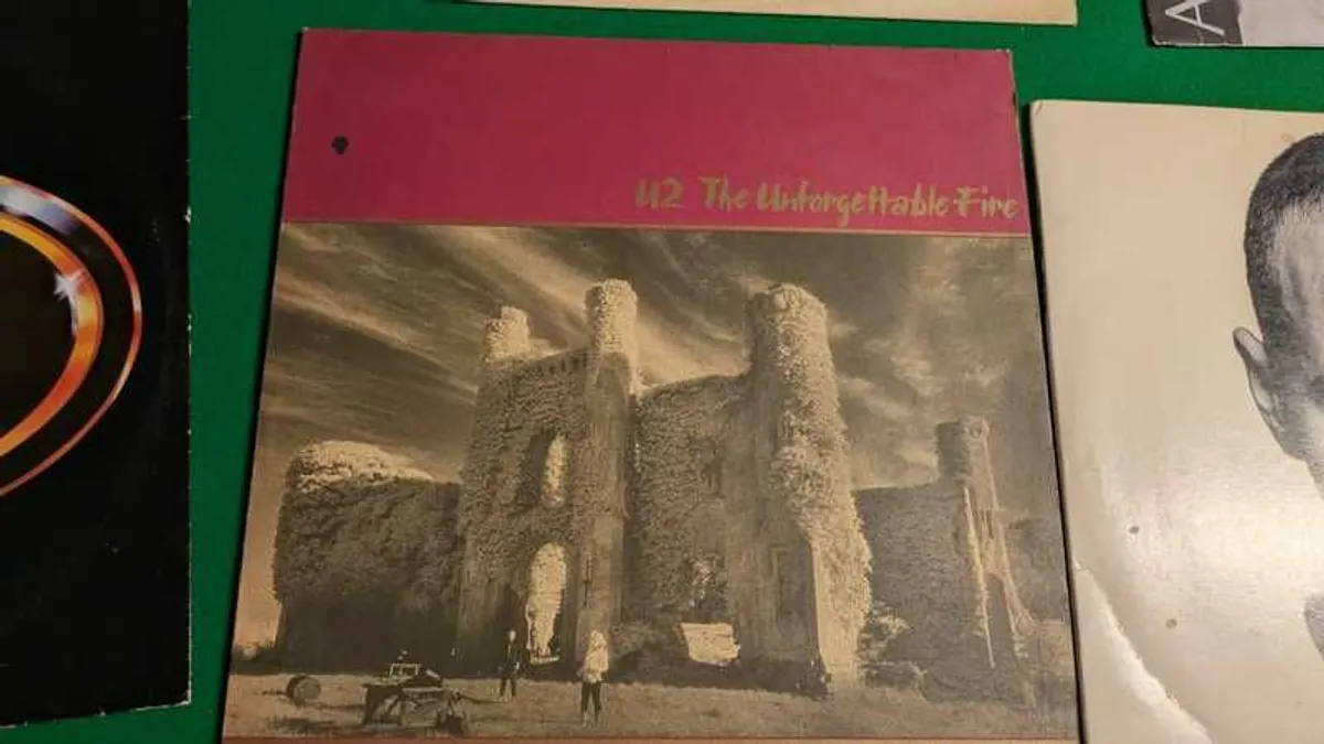 15 Classic Rock/Pop Vinyl LPs Bundle - U2, Simple Minds, Paul Simon, Genesis & More - Image 1