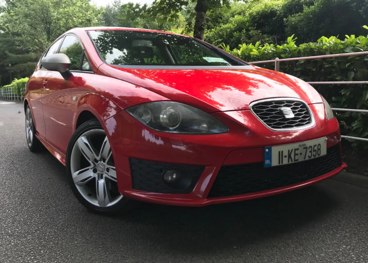 SEAT Leon 2.0 TDI 200Bhp FR Edition - Image 2