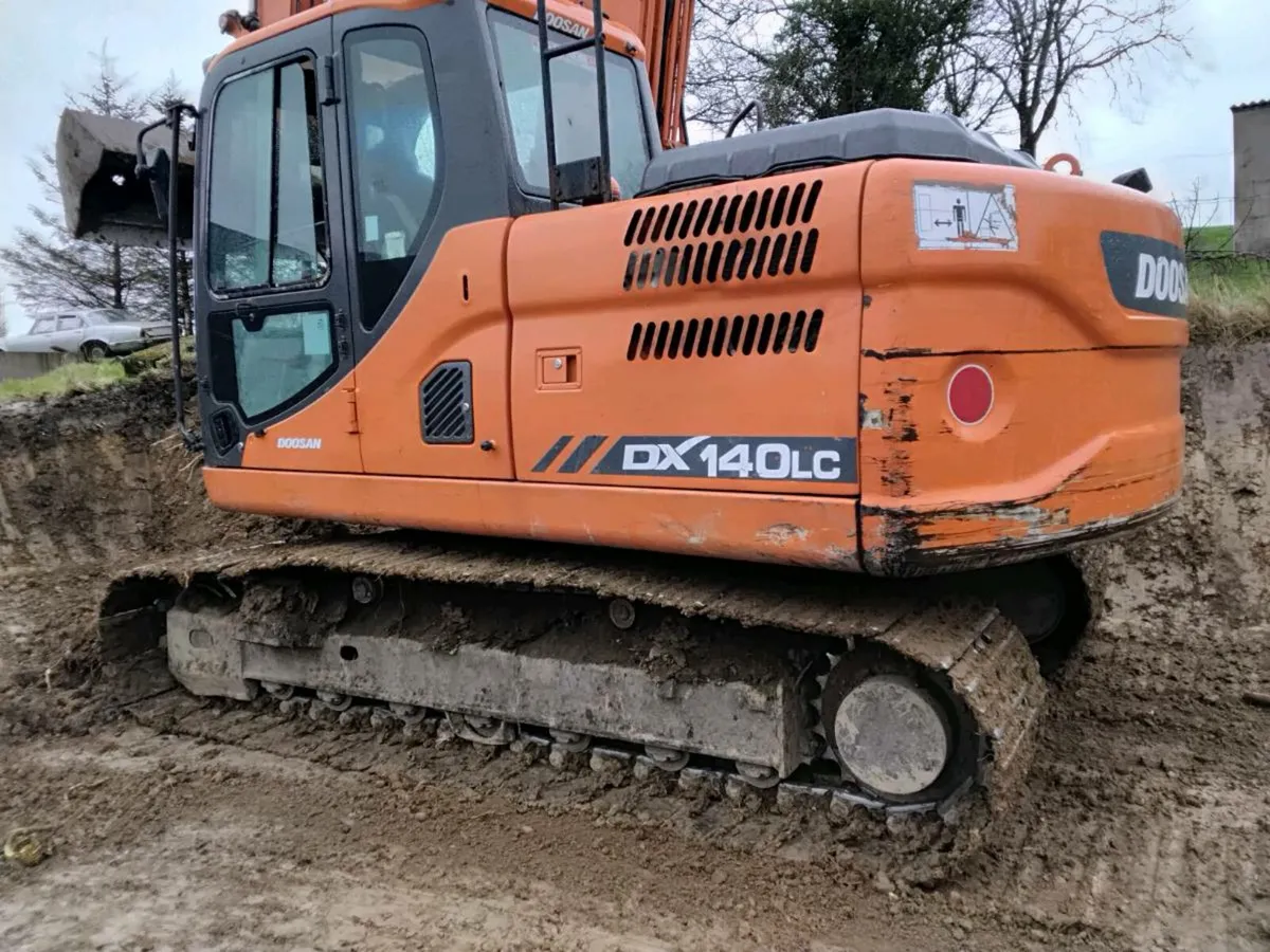2014  140 doosan - Image 1