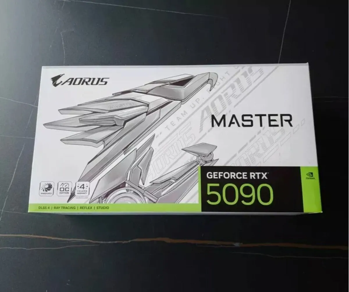 Gigabyte AORUS GeForce RTX 5090 MASTER ICE 32GB - Image 1