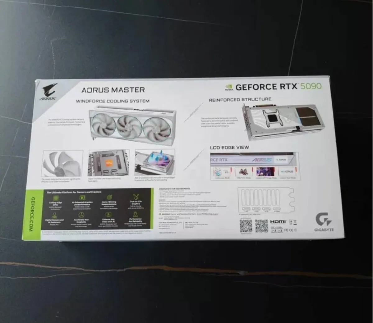 Gigabyte AORUS GeForce RTX 5090 MASTER ICE 32GB - Image 2