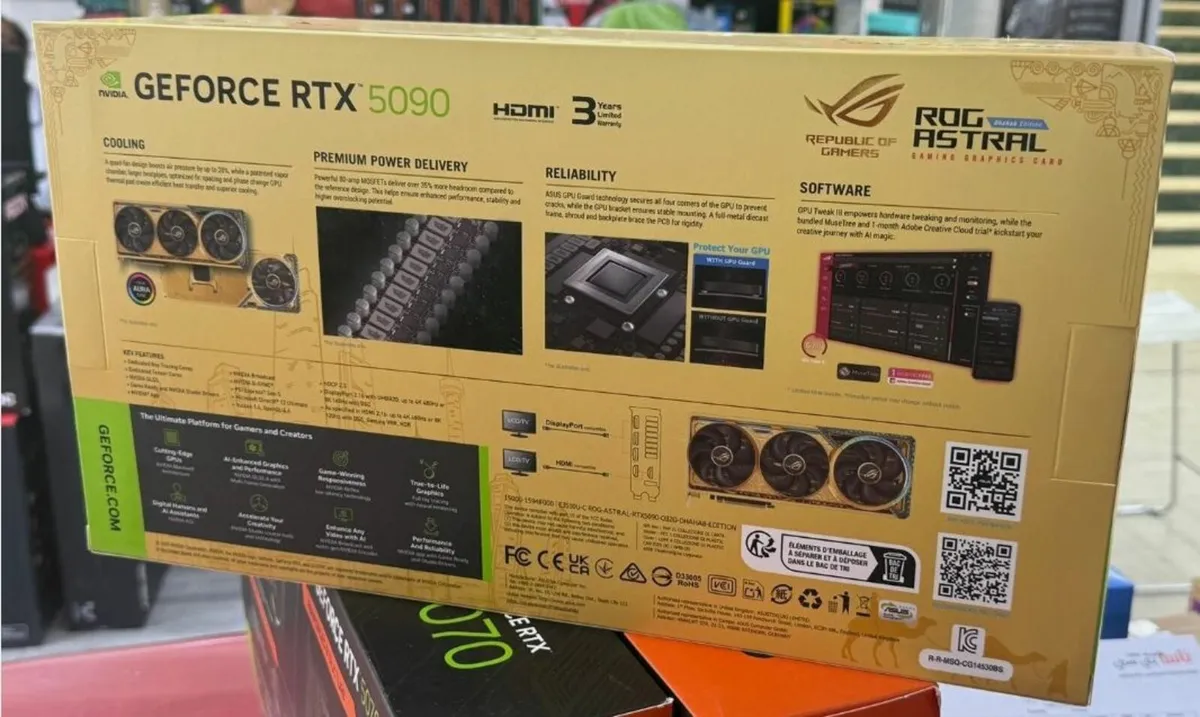 ASUS ROG Astral GeForce RTX 5090 Dhahab OC Edition - Image 4
