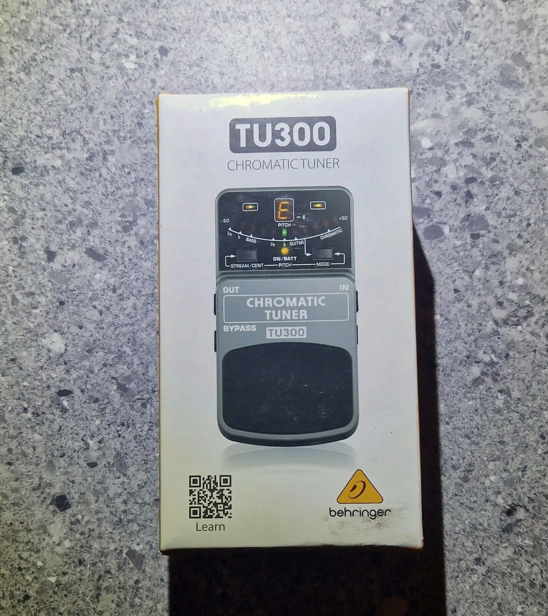 Behringer TU300 Chromatic Tuner Pedal - Image 4