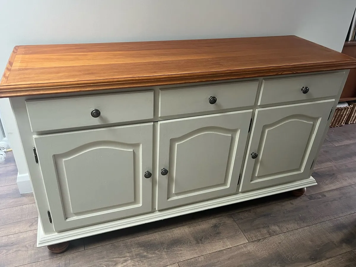 Country Kitchen Dresser - Image 4
