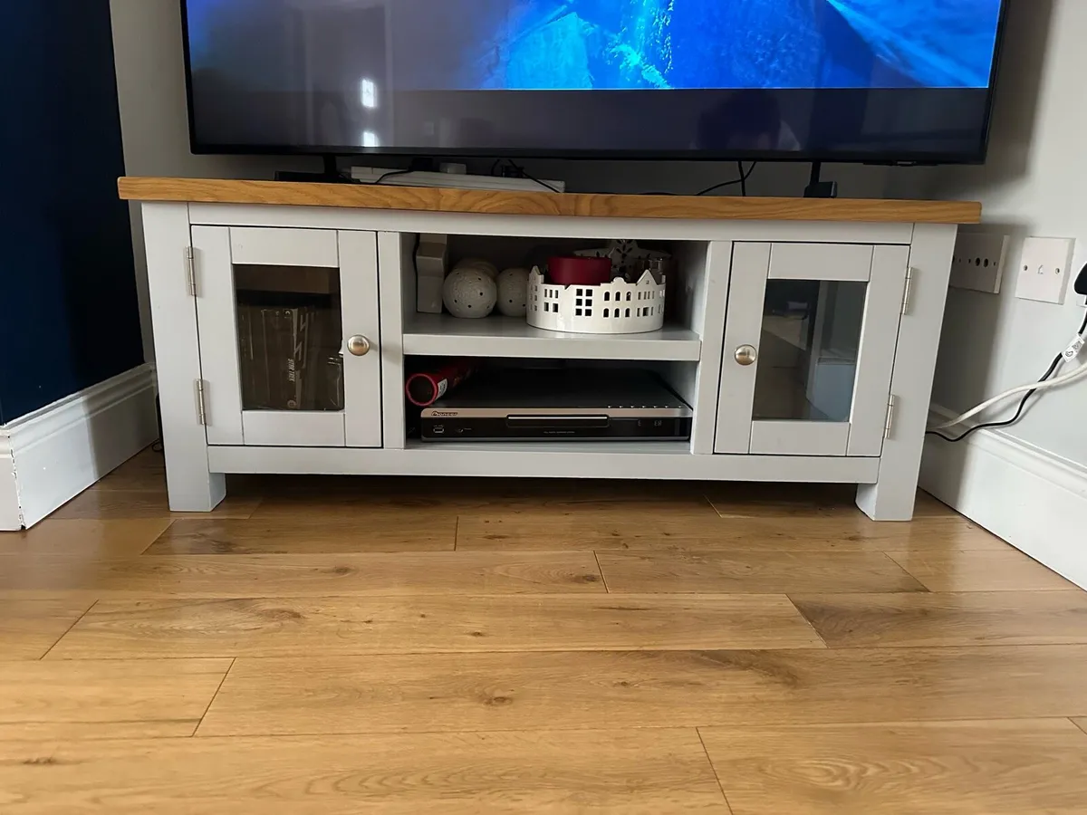 TV cabinet, matching Coffee table and sideboard - Image 1