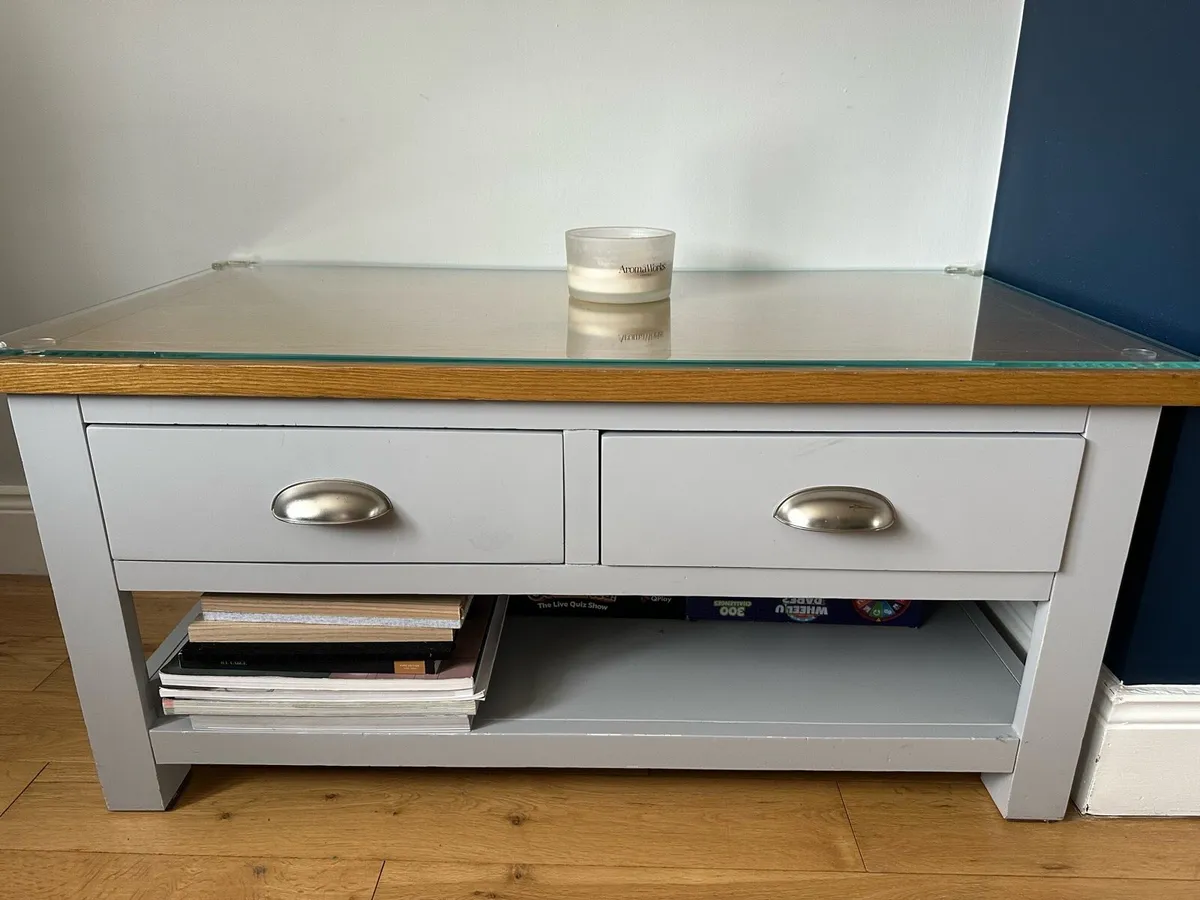 TV cabinet, matching Coffee table and sideboard - Image 3