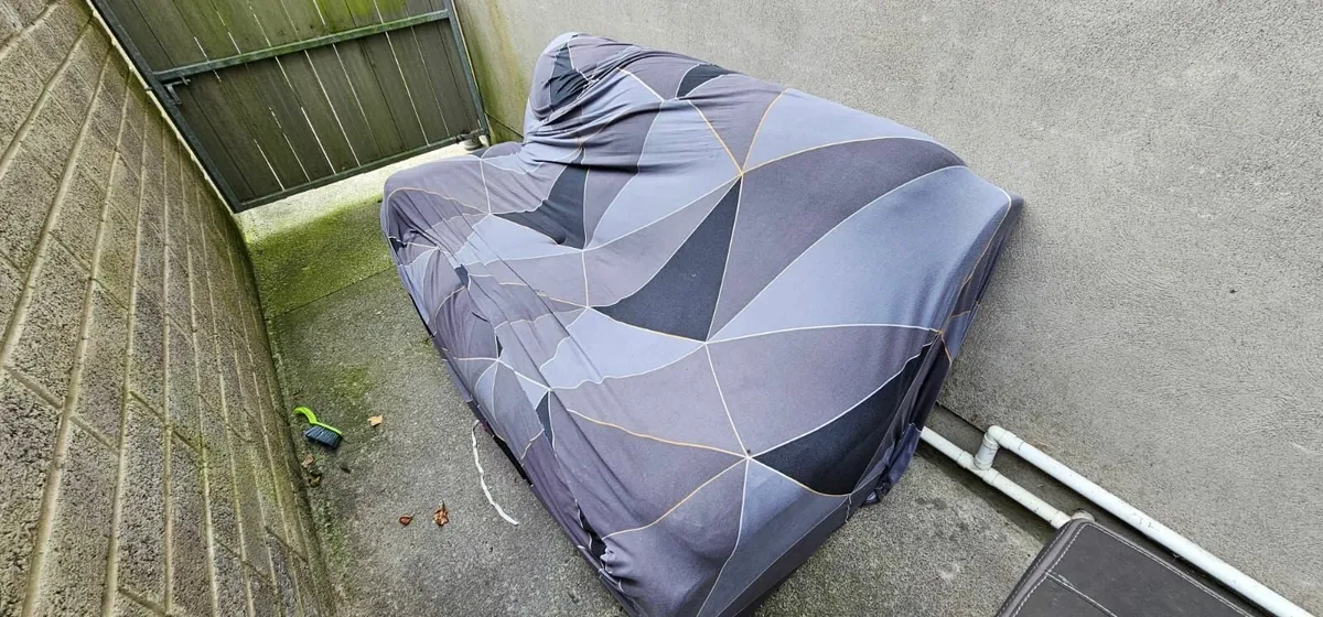 FREE couch and 2 reclining arm chairs - Image 1
