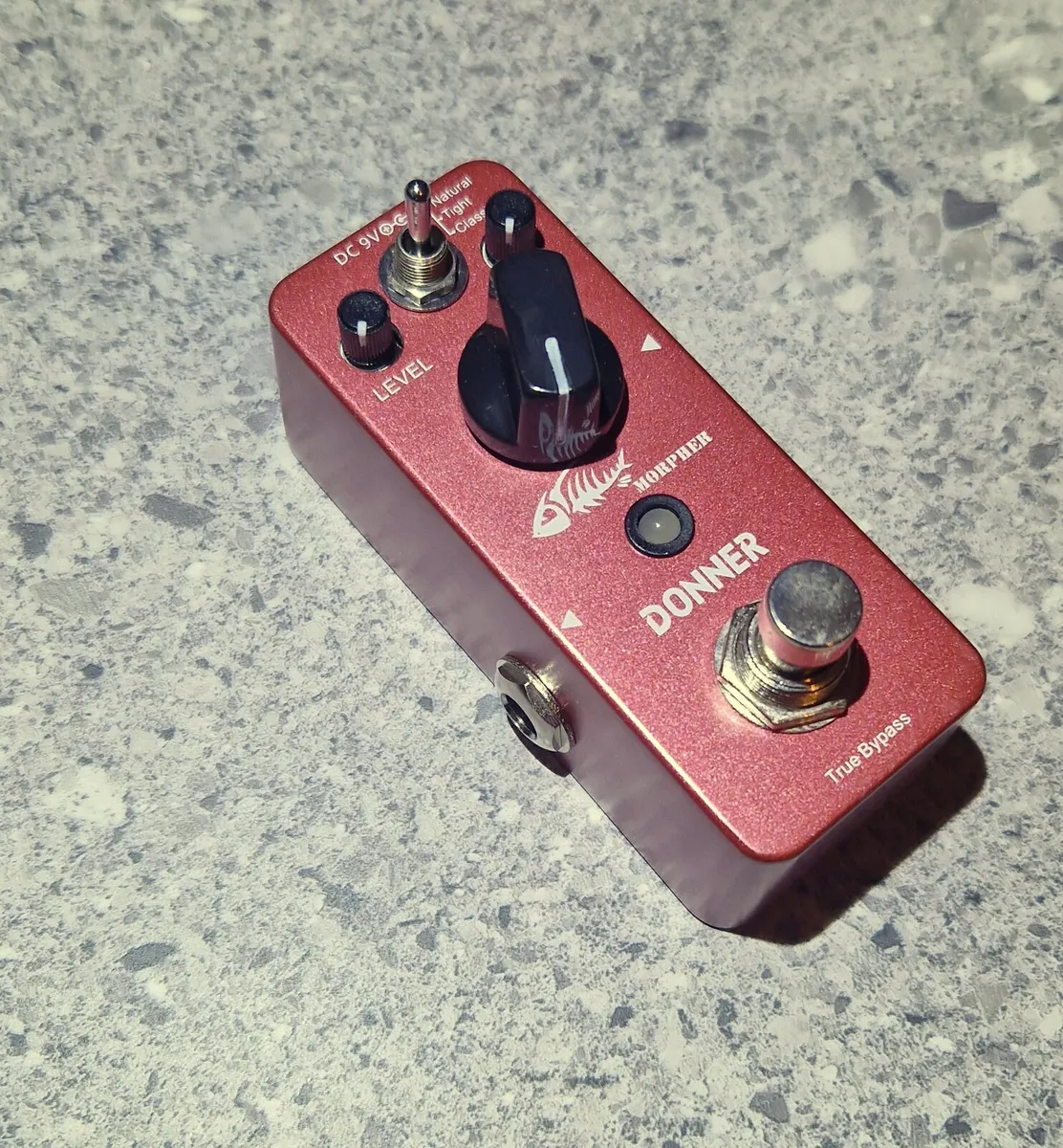 Donner Morpher Analog Distortion Guitar Pedal - Image 2