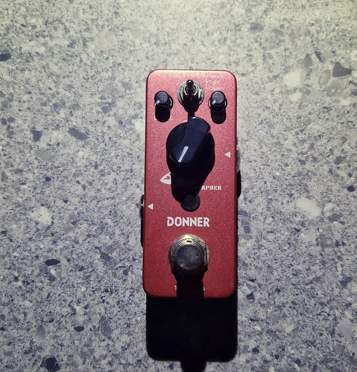 Donner Morpher Analog Distortion Guitar Pedal - Image 4