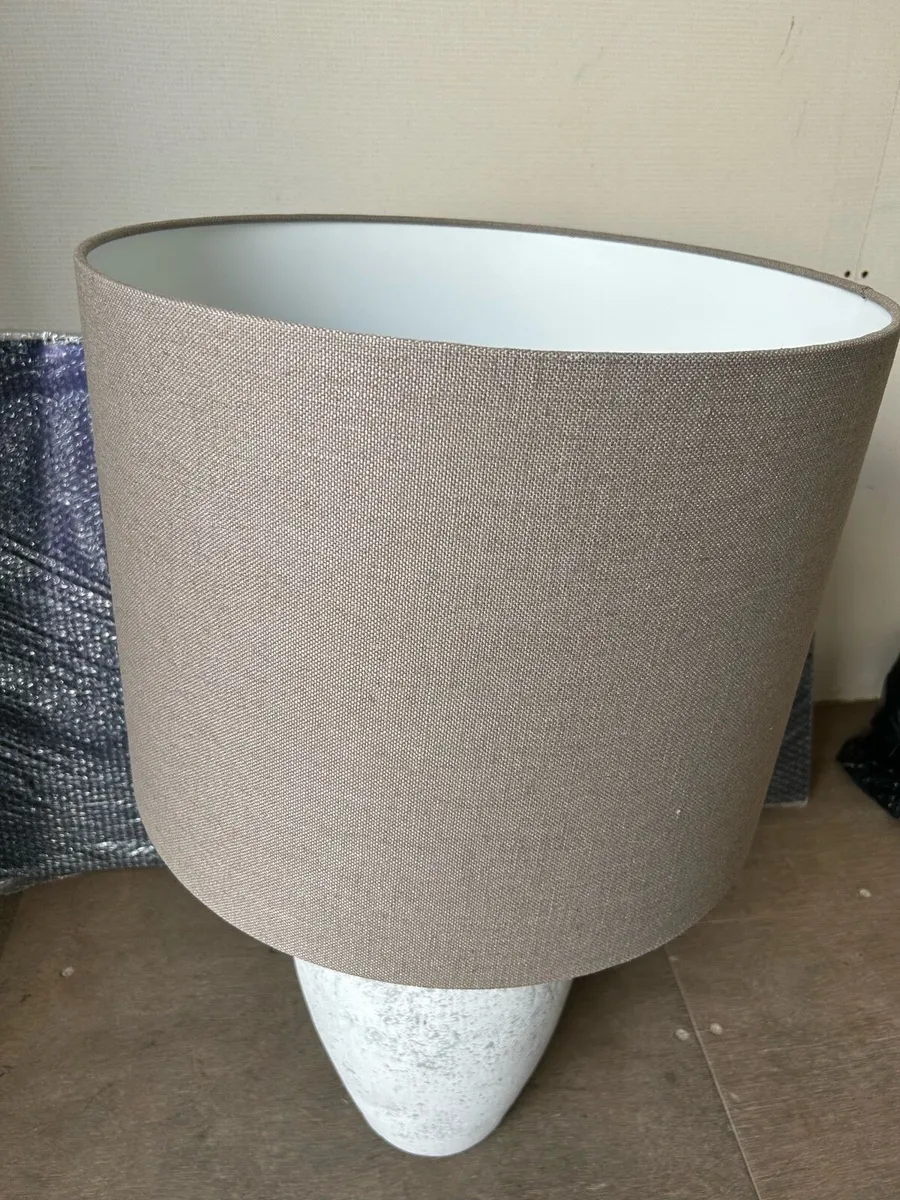 Table Lamp - Image 3