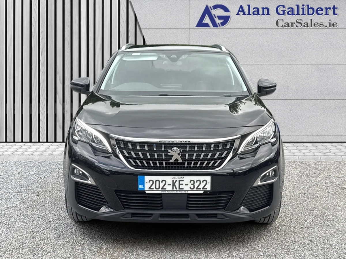 Peugeot 3008 ACTIVE 1.2 Petrol €105 PW LOW  Mileag - Image 4