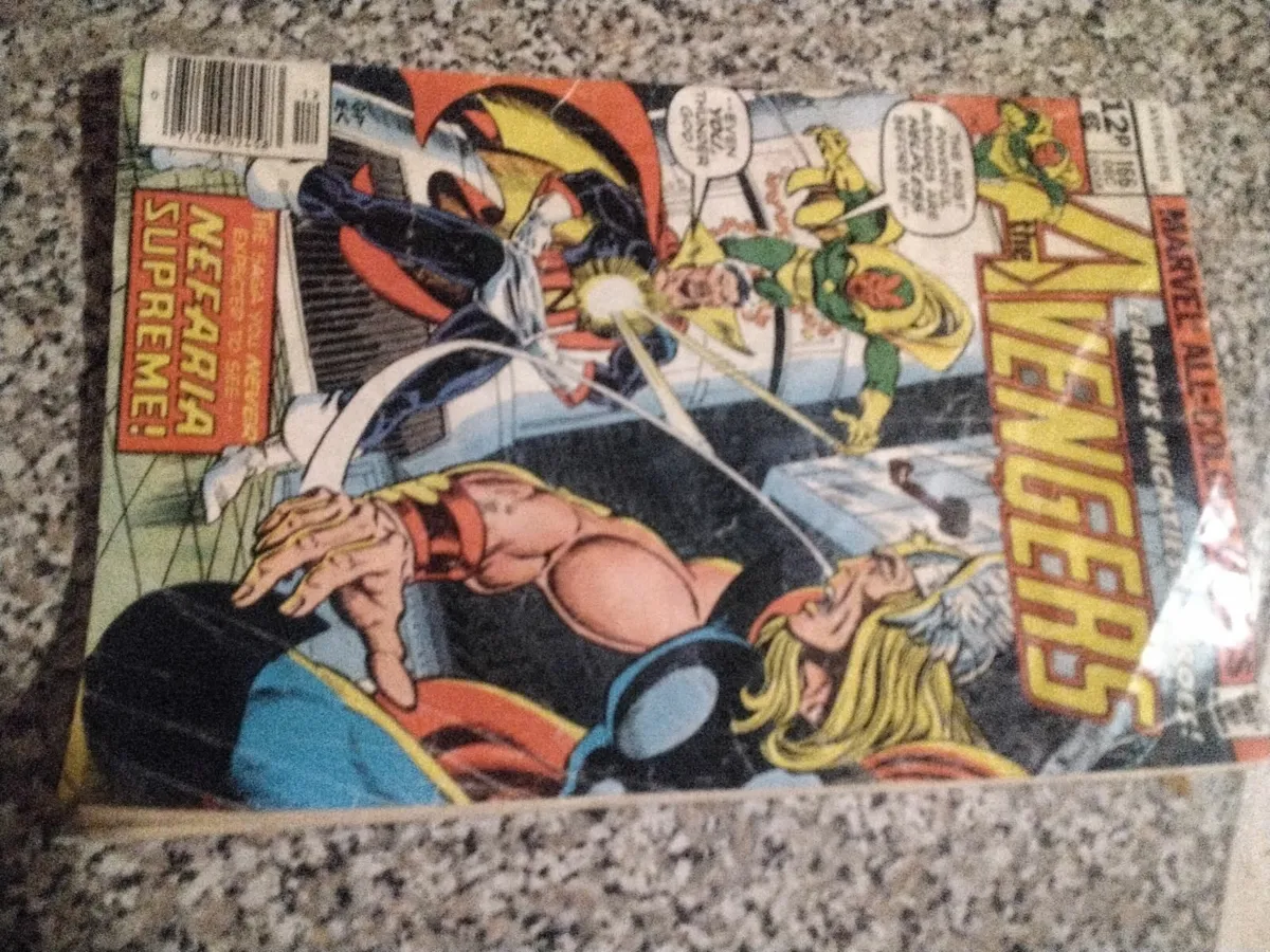 Marvel.   Avengers. Comic