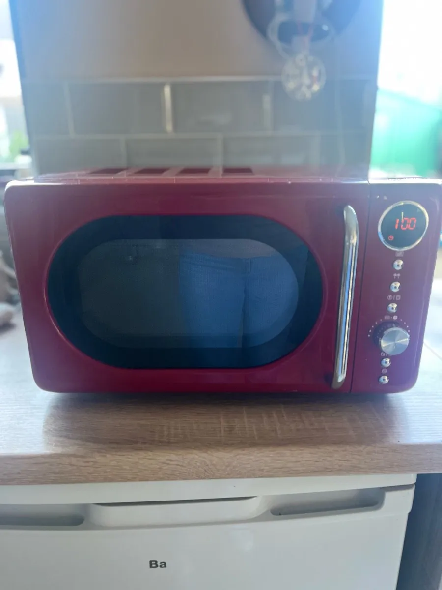 Microwave working perfectly - Image 1