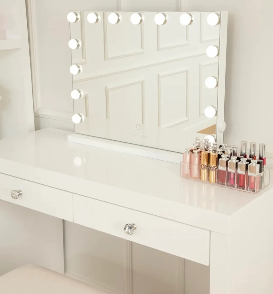 Hollywood mirror - Image 1