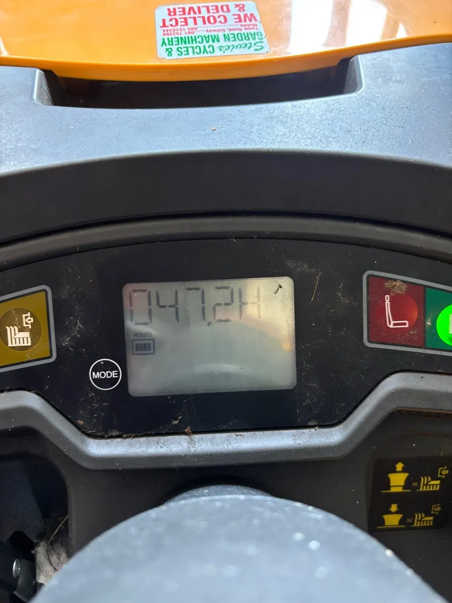 Stiga 6102  ride on  47hrs - Image 3