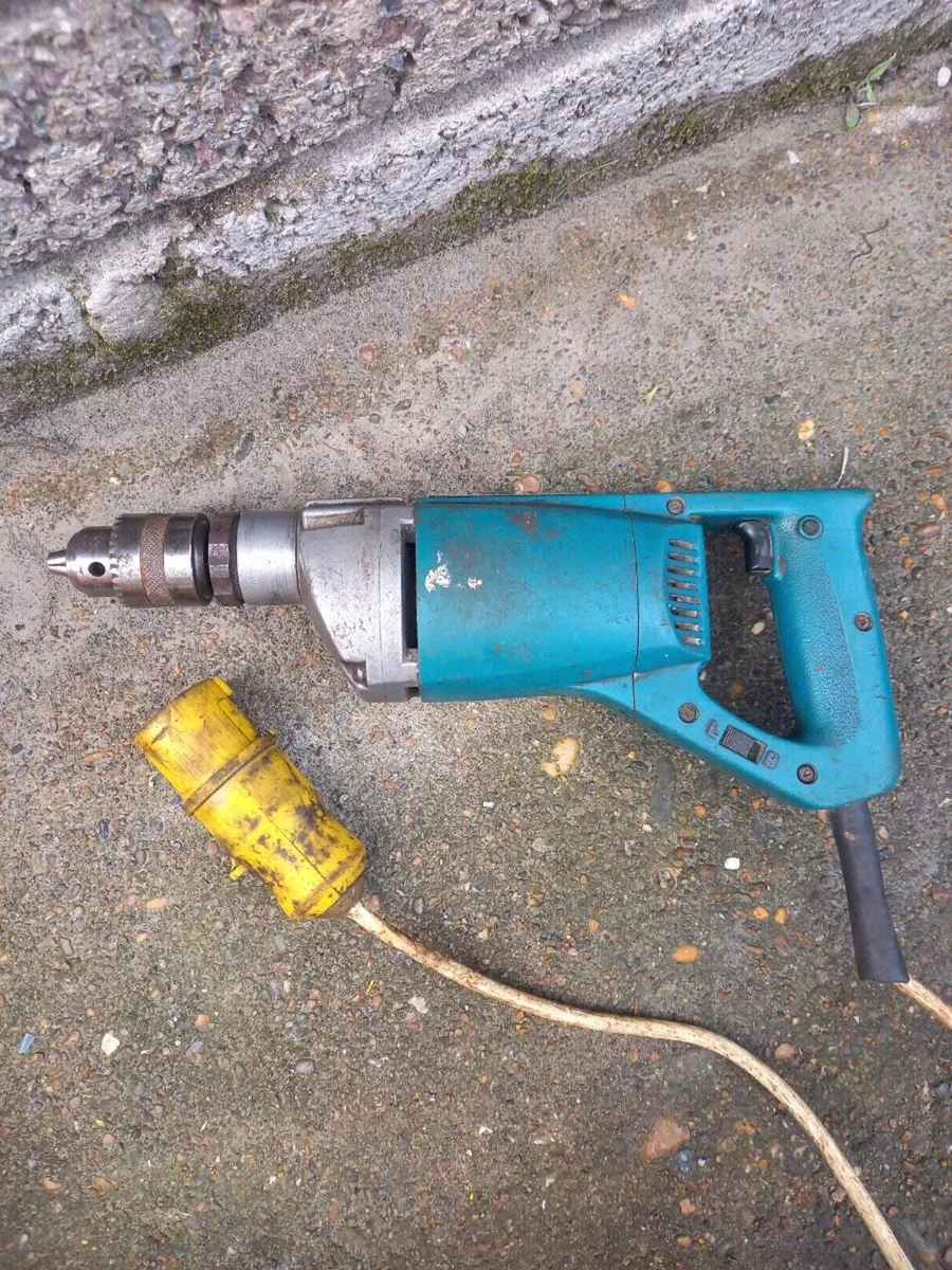Makita Steel/Concrete Drill - Image 1