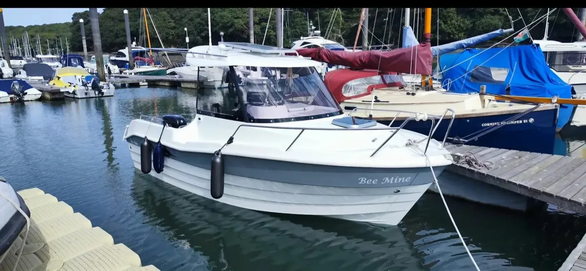 Swordfish 540 Pilothouse boat (weekender) - Image 4