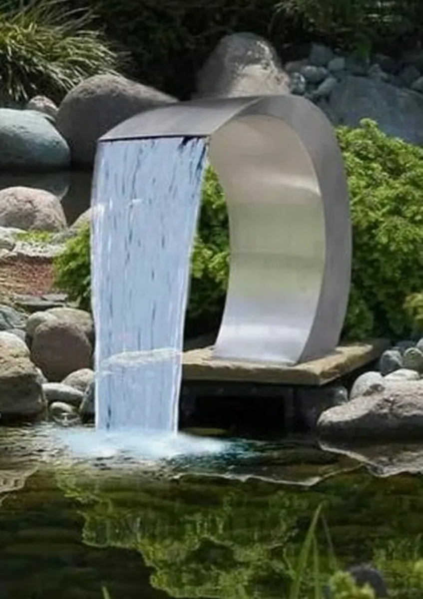 Water feature - Image 3