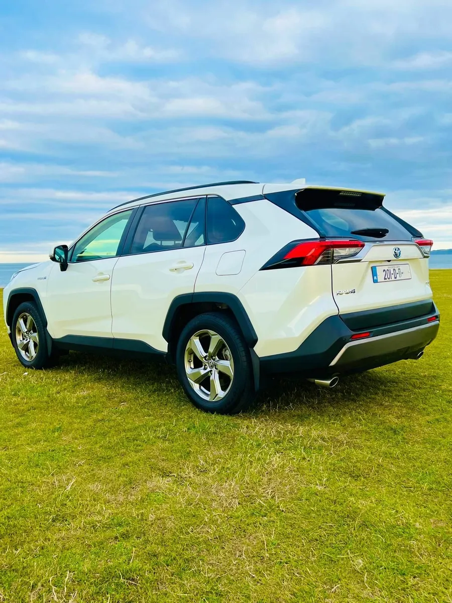 Toyota RAV4 2020 - Image 3